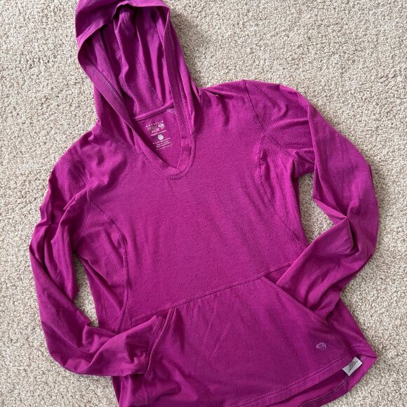 Mountain Hardwear Tops - Mountain Hardware, Long sleeve, hoodie, size large